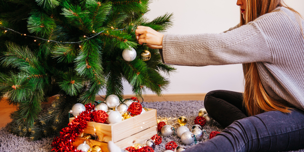 Lire la suite à propos de l’article Comment bien décorer son sapin de Noël ?